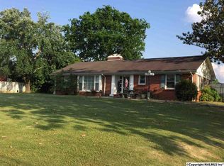 1402 Main St W, Hartselle, AL 35640