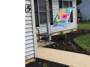 215 Shalstone Ln, Marlton, NJ 08053