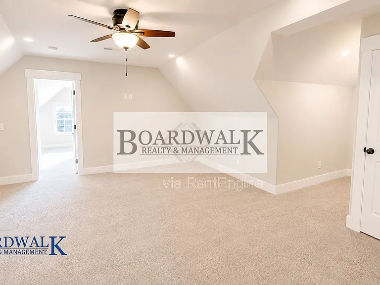 7778 N Center St #1 — Photo 19