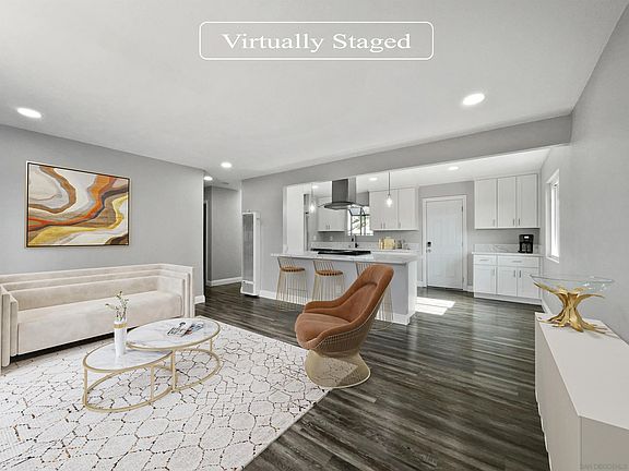 2nd image of 7434 Gatewood Ln