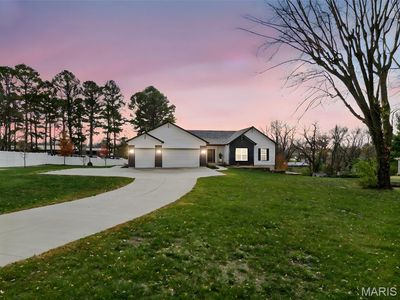 4 Sunset Acres Dr, Saint Charles, MO, 63304