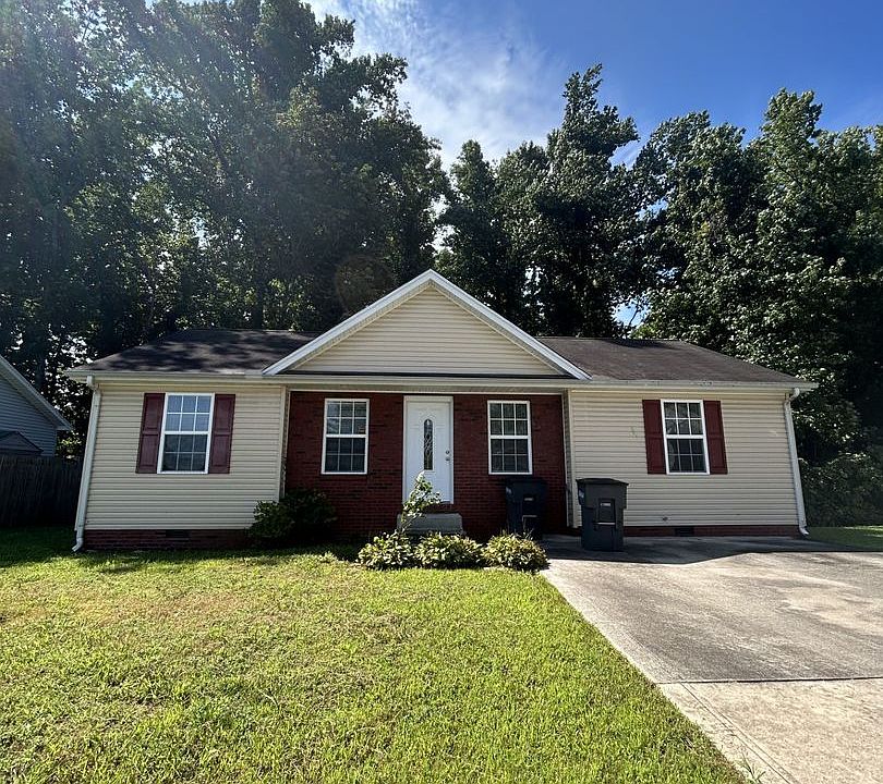 1st image of 1218 Quail Hollow Cir