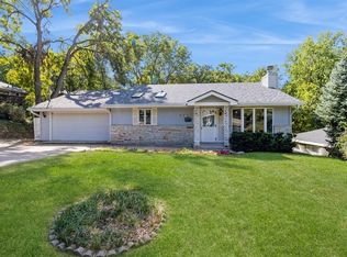 5612 Grand Ave, Des Moines, IA 50312