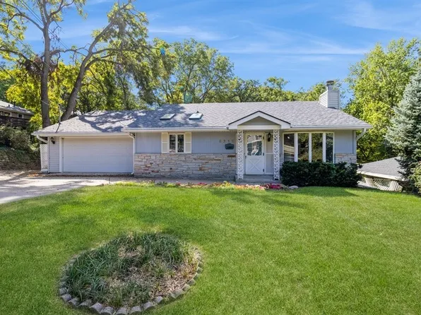 5612 Grand Ave, Des Moines, IA 50312