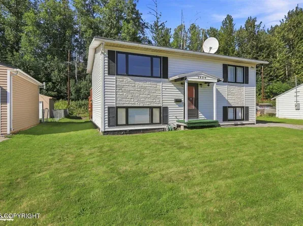 1826 Twining Dr, Anchorage, AK 99504