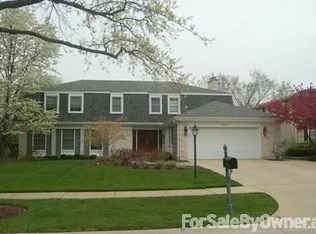 3858 Medford Cir, Northbrook, IL 60062