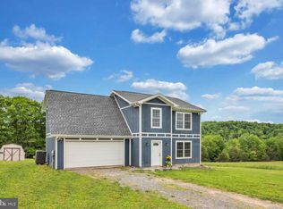 163 Foggy Bottom Ln, Berkeley Springs, WV 25411