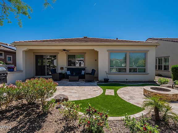 4th image of 1372 E CORSIA Lane