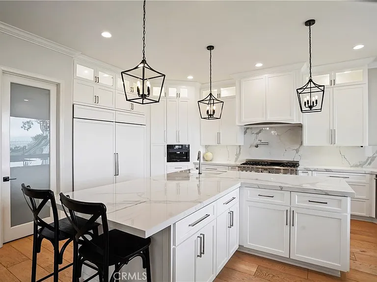 25418 Cumberland Ln — Photo 2