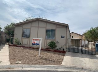 1693 Royal Estates Dr, Las Vegas, NV 89115