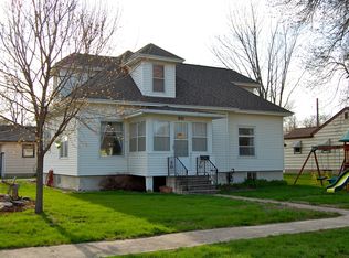 801 L Ave, Milford, IA 51351
