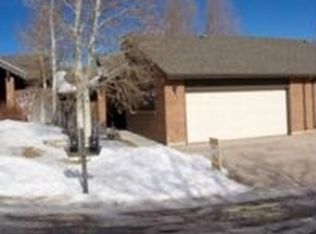 202 Cascade Ave, Cheyenne, WY 82009