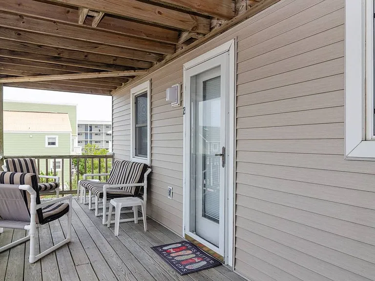 8B Sunset Ave #B — Photo 22