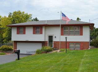 15360 Hilltop Rd, Council Bluffs, IA 51503