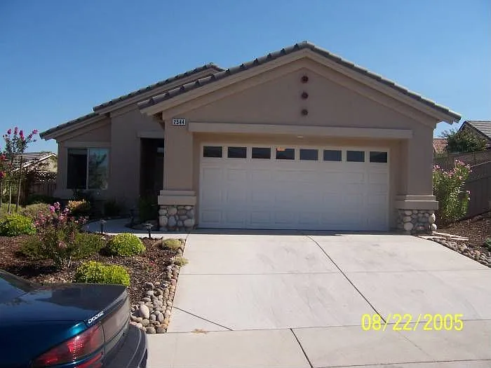 2544 Woodacre Ln photo 1