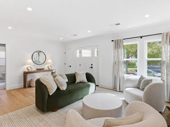 1144 Cambridge Rd, Burlingame, CA 94010