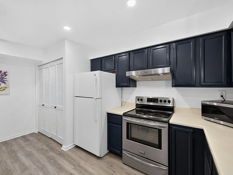 1512 Lakeview Ave — Photo 8