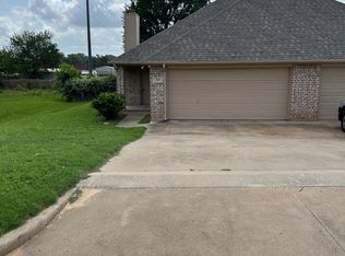 610 Linda Dr, Joshua, TX 76058