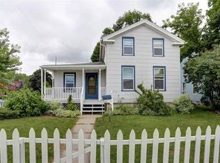 820 N Meade St, Appleton, WI 54911