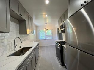 3359 Rowena Ave #12, Los Angeles, CA 90027