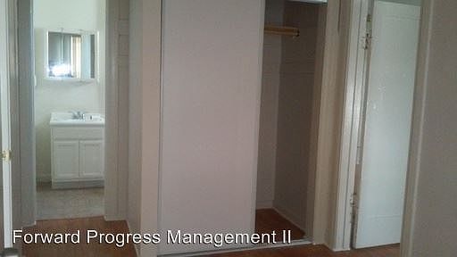 3rd image of 1021 N Mariposa Ave APT 7