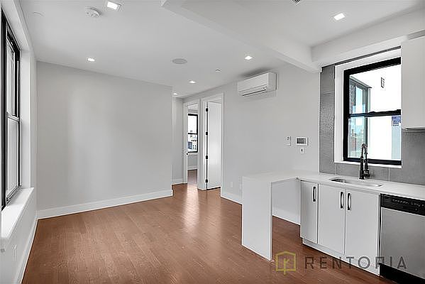 1st image of 90 Manhattan Ave #4D
