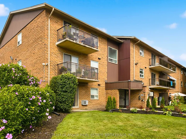 735 Wonderland Rd S #302 — Photo 2