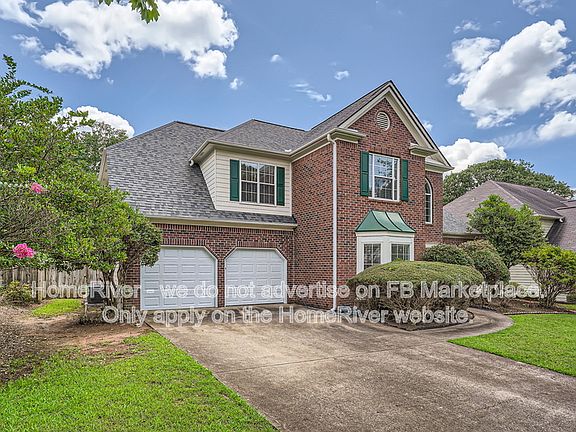 2nd image of 2282 Wickingham Dr NE