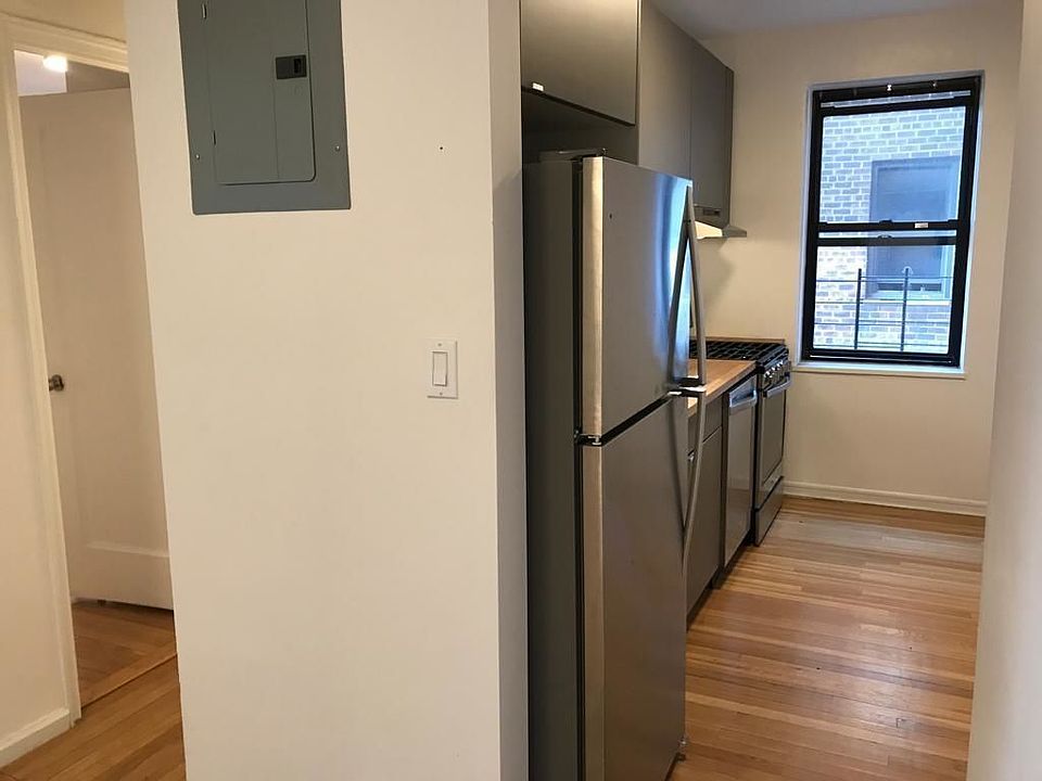 1st image of 200 Haven Ave #E4k