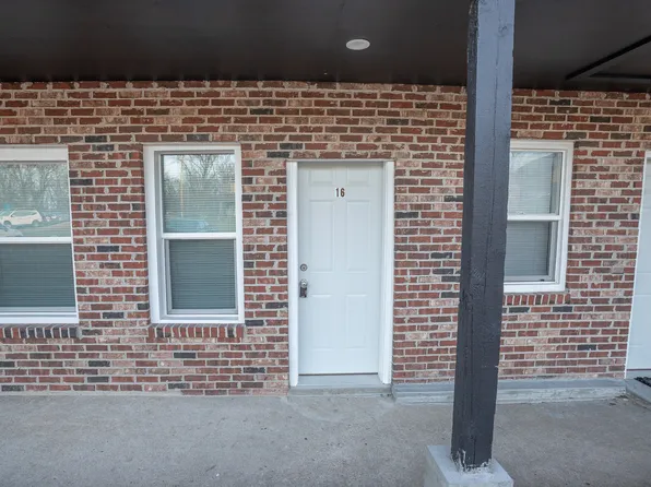 1518 E McCarty St APT 16, Jefferson City, MO 65101
