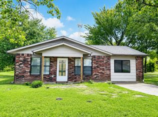 1109 Palmer Ln, Eufaula, OK 74432