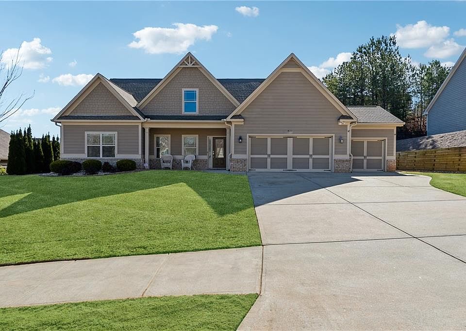 1st image of 411 Canyon Creek Lndg