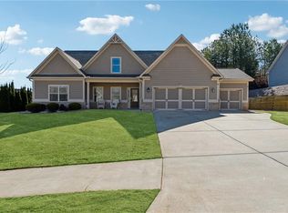 411 Canyon Creek Lndg, Canton, GA