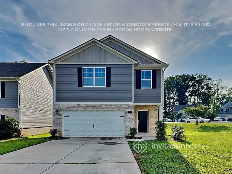 516 Moline Way — Photo 2