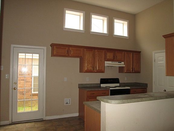 5th image of 2688 Bending Elm Dr