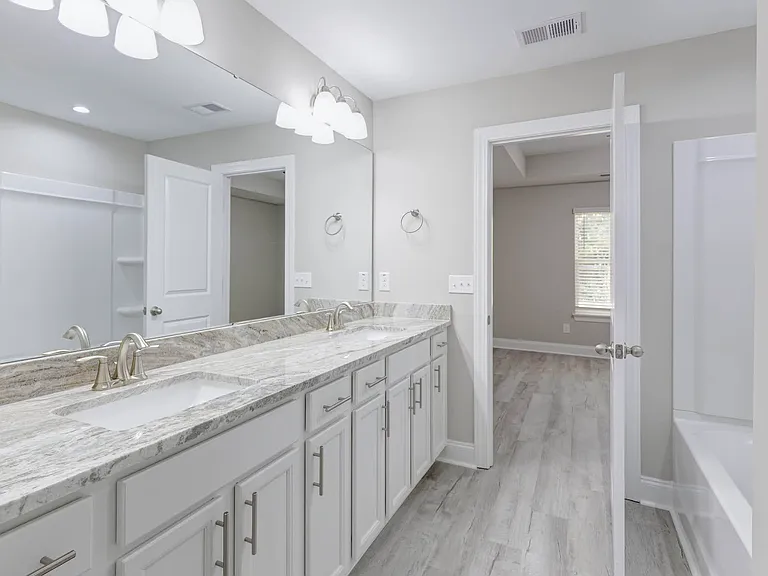 913 N Lemacks St — Photo 34