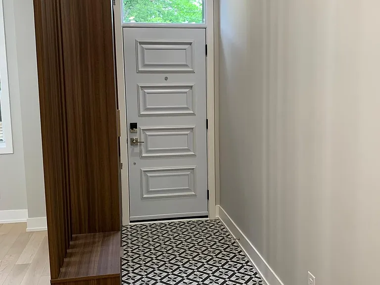 227 Logan Ave — Photo 10