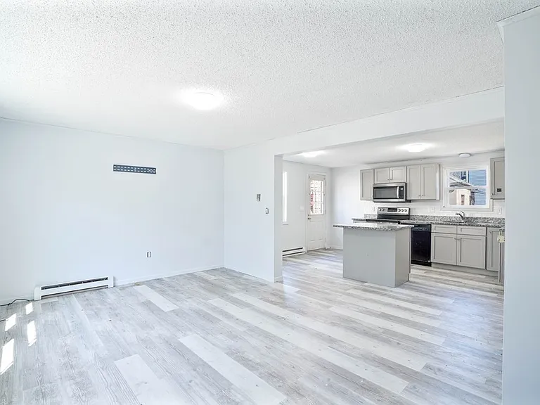 24 Haviland St — Photo 10