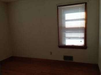 5th image of 738 Crystal Dr