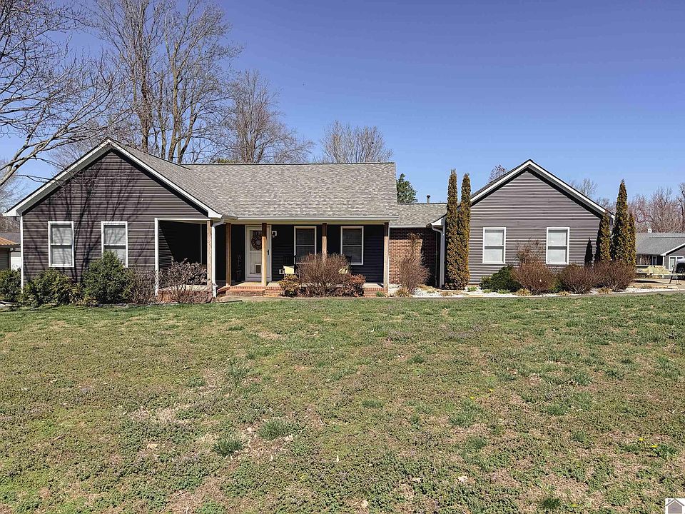 1st image of 103 Dogwood Ln