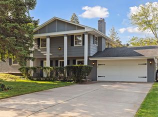 9009 34th Ave N, New Hope, MN 55427