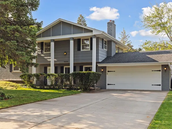 9009 34th Ave N, New Hope, MN 55427