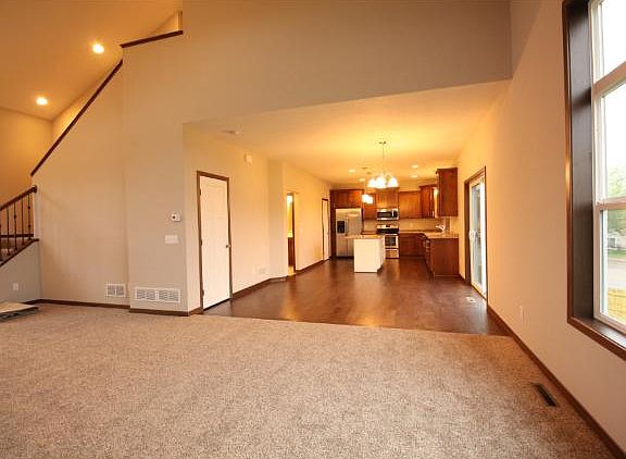 3rd image of 92XX Norwood Ln N