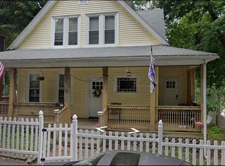 23 Uxbridge St, Worcester, MA 01605