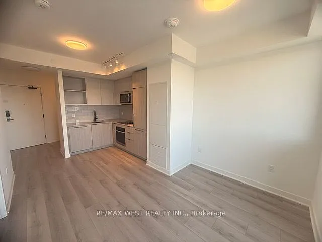 1185 Dupont St #2103 — Photo 11