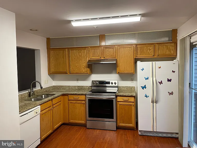 18804 Broken Oak Rd — Photo 4