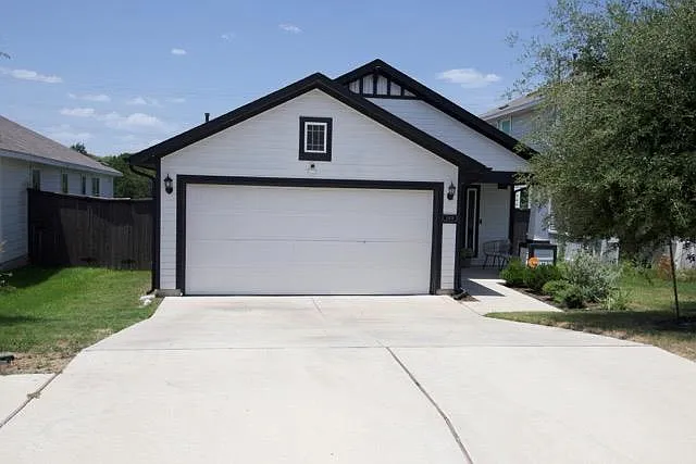 11408 Milano Dr