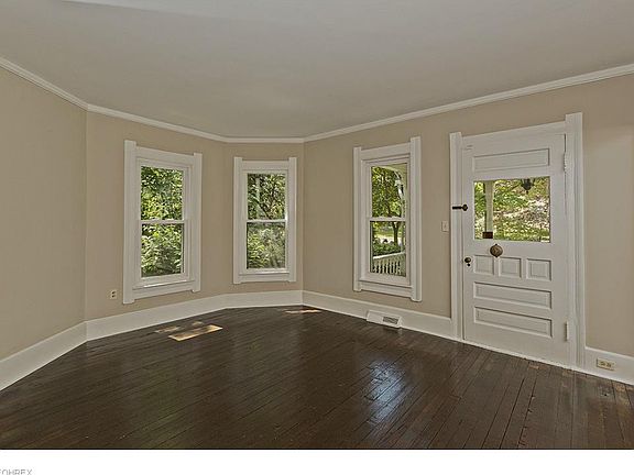 2nd image of 4389 Lander Rd