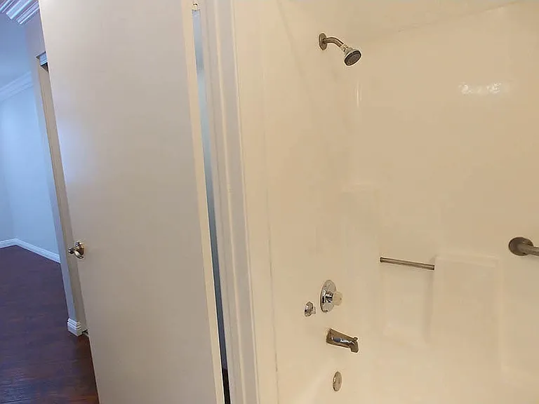 Villa De Adel Apts — Photo 157