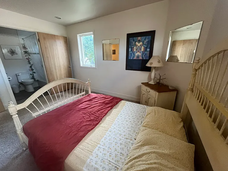 453 Ashton Ave — Photo 21
